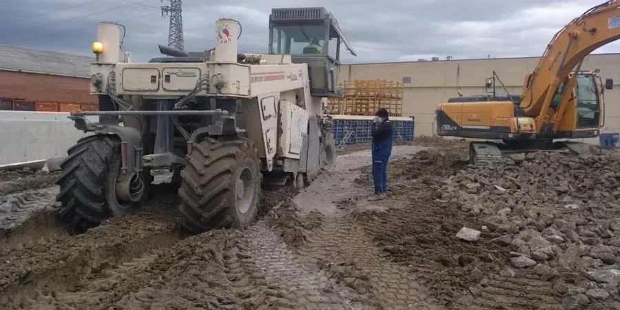 Illustrative image of Lime and cement stabilization in Hull