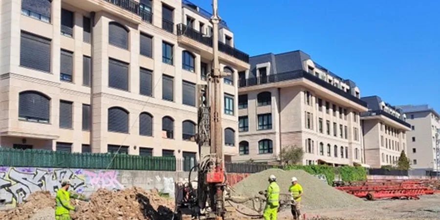 Foundations in Hull
